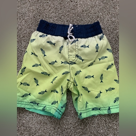 Boys 18-24 mos swim trunks - Picture 3 of 6